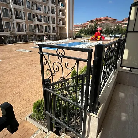 Polar Star 106 B In Saint Święty Włas