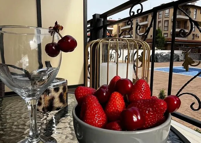 Polar Star 106 B In Saint Свети Влас