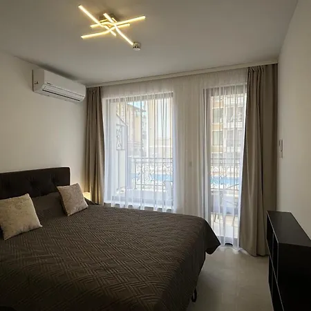 Polar Star 106 B In Saint